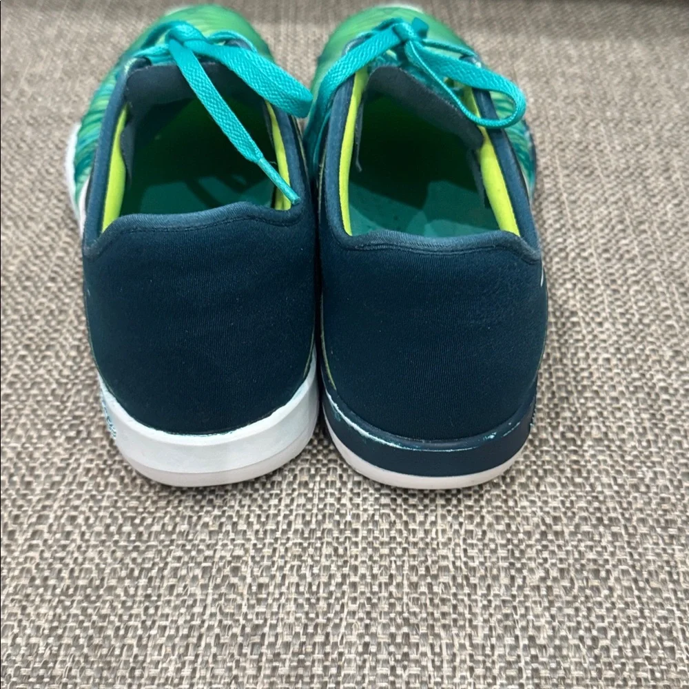 Nike Teal and Navy Sneakers‎ women’s size 9.5